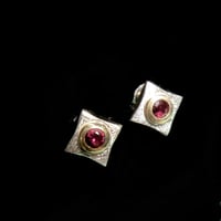 上質非加熱ルビー　k18ゴールド＆シルバーピアス