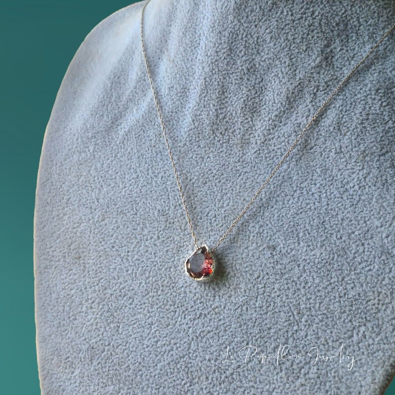 艶やかレピドロサイトインクォーツ シルバーネックレス | Le Papillon