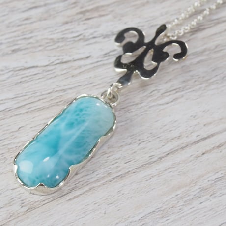 カリブの水色ラリマーネックレス