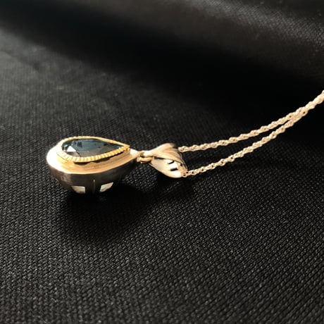 高品質ロンドンブルートパーズ　K18&シルバーネックレス