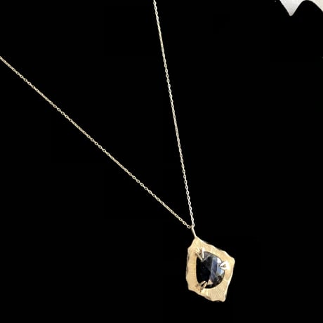 ローズカット ナチュラル　ブルーサファイア　Silverネックレス