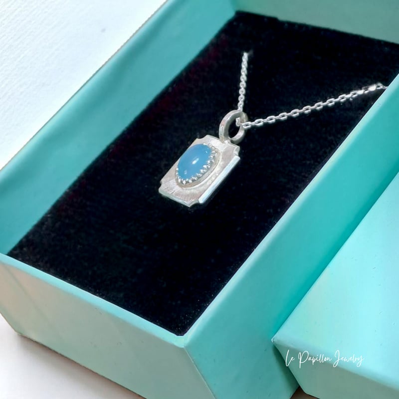 Cadre シーブルーカルセドニー シルバーネックレス | Le Papillon Jewelry