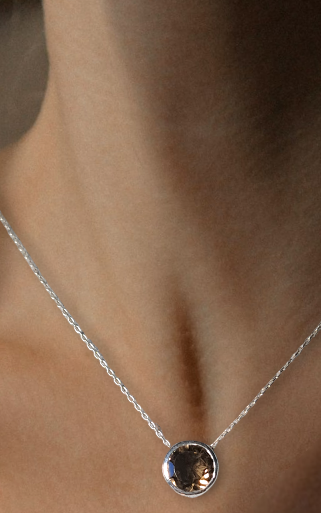 She is mono シルバー　クロス　ネックレス　スモーキークォーツ She is mono シルバークロスネックレススモーキークォーツ