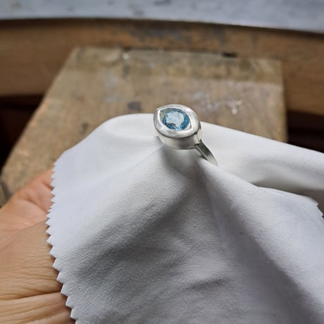ブルートパーズ evil eye リング 11号