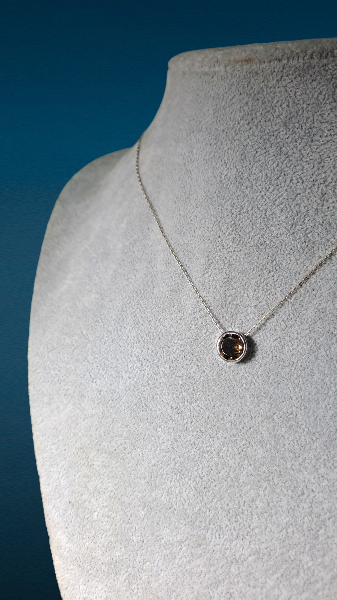 スモーキークォーツBIGシェル♡♡No.2299 The Stone of WAKOU) アイリススモーキークォーツ 丸玉 | ジェムサーチ