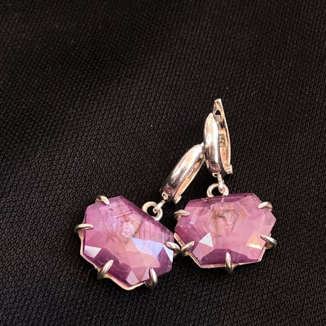 ナチュラルピンクサファイア　SVピアス