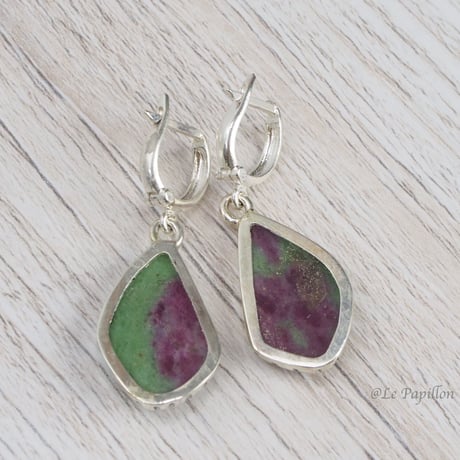 ナチュラルサファイア❤︎シルバーピアス