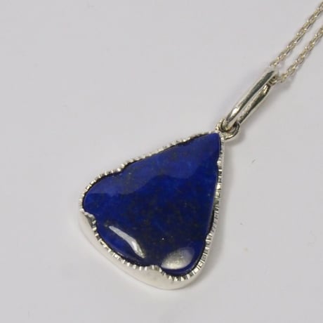 夜空のラピスラズリ　シルバーネックレス