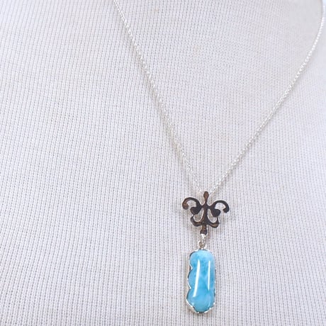 カリブの水色ラリマーネックレス