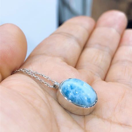 カリブの水色ラリマーシンプルネックレス