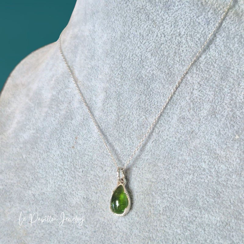 森の雫 グリーントルマリン シルバーネックレス | Le Papillon Jewelry