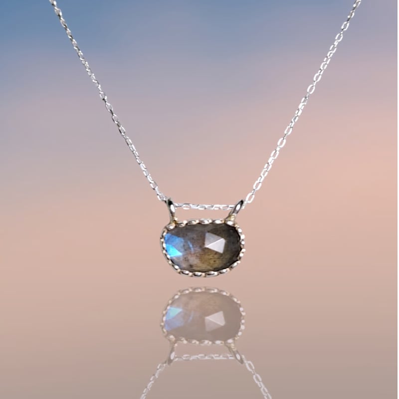 美しい青 ラブラドライト シルバーネックレス | Le Papillon Jewelry 美しい青 ラブラドライト シルバーネックレス | Le Papillon Jewelry