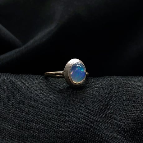 9号　青さ際立つウォーターオパール18K＆シルバーリング