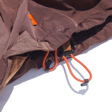 「THE UNION」THE FABRIC /  PULL NYLON PARKA / color - CHOCO