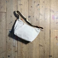 「THE UNION」THE COLOR / KATANA BAG / color - IVORY