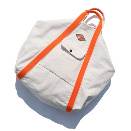 「THE UNION」THE COLOR / MEGA TOTE BAG / color - KINARI