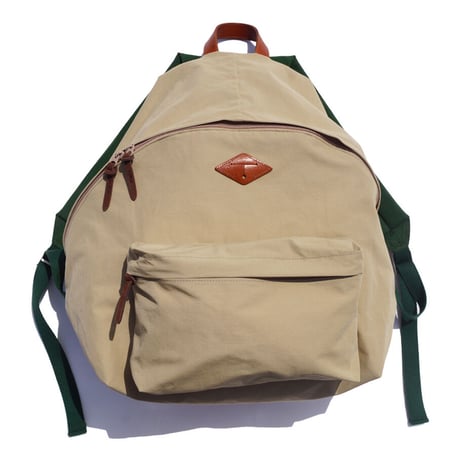 「THE UNION」THE COLOR / "T-PATCH" ONIGIRI BAG / color - BEIGE