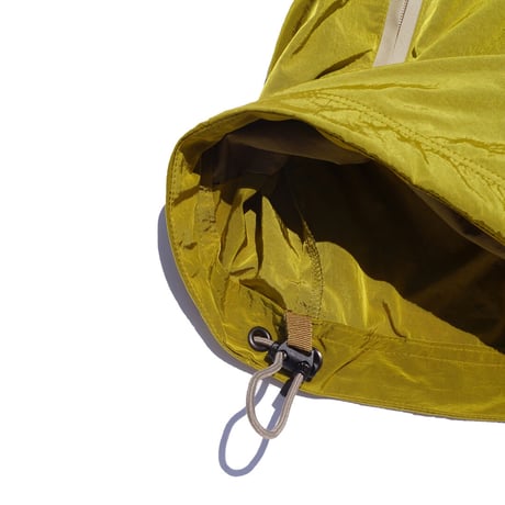 「THE UNION」THE FABRIC /  PULL NYLON PARKA / color - GOLD