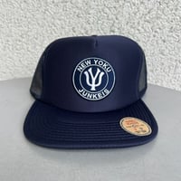「THE UNIIN」”NEW YOKU JUNKEIS" MESH CAP  / color - NAVY