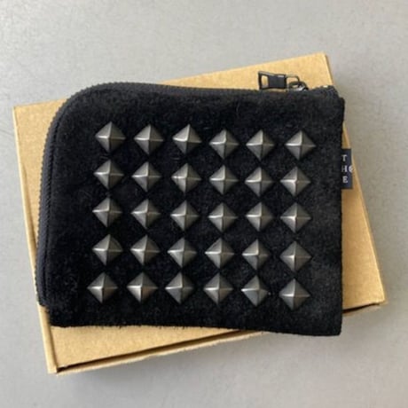 「THE UNION」 THE COLOR / STUDS HARF WALLET / color - BLACK