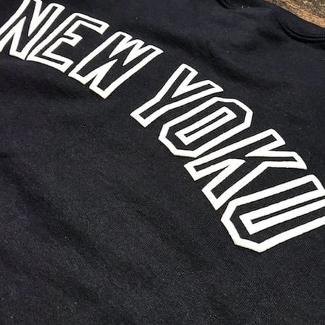 「THE UNIIN」NEW YOKU Jankees SWEAT / color - NAVY