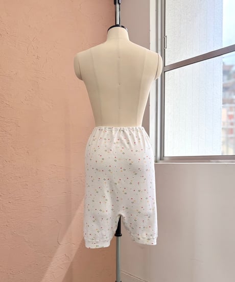 Small floral print set-up