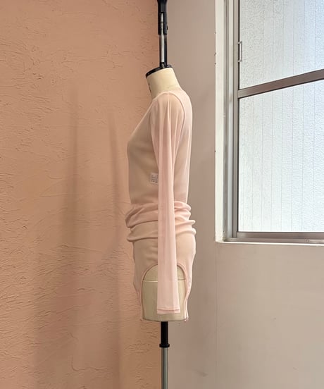 T04 The dual muse top