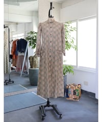 1900's dress  green leaf