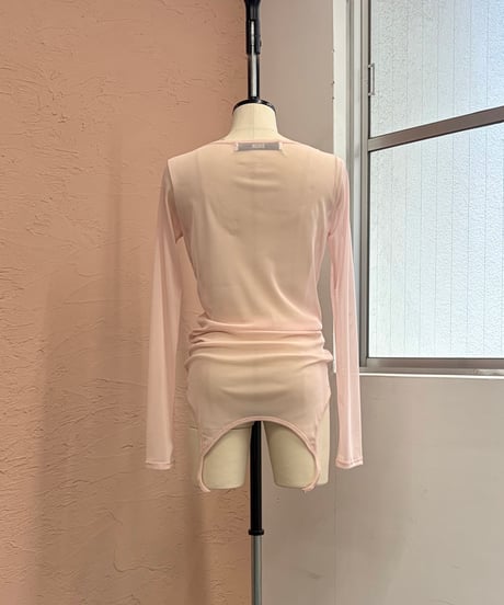 T04 The dual muse top