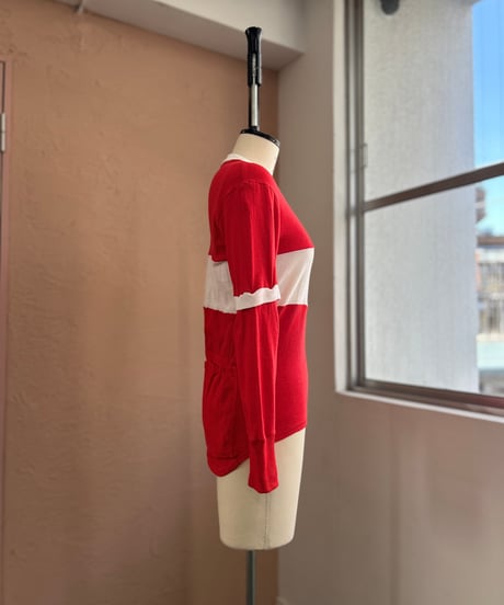 Red cycling tops