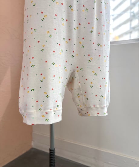 Small floral print set-up