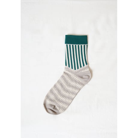＜BASIC series＞ shadow&flash (green)