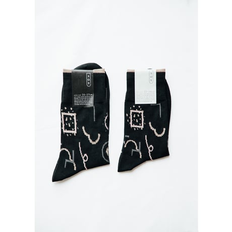 <MONOseries>   LINEDANCE (black)