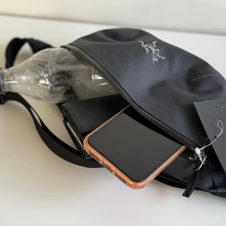新品 arcteryx 2024s waterproof body bag