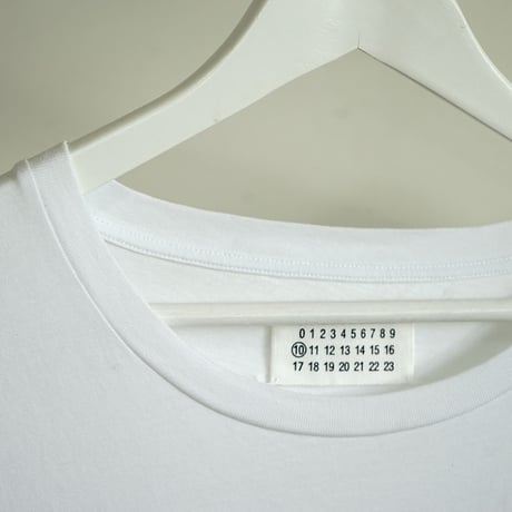未使用 maison margiela tops white