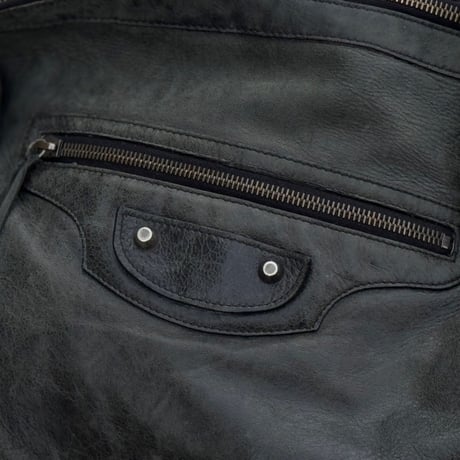 balenciaga leather shoulder bag