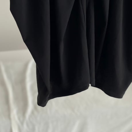 isseymiyake wide tack eazy pants