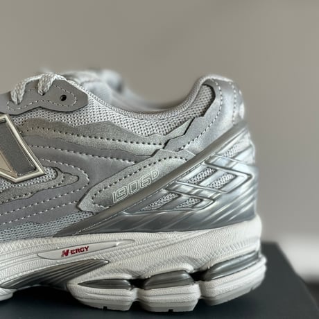 新品 new balance sneaker 1906D UK8.5