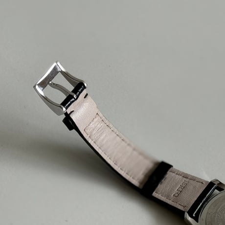 gucci dress watch