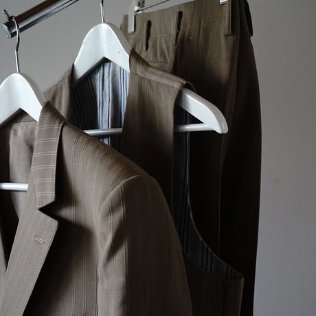 vintage  three‐piece  stripe set up suit