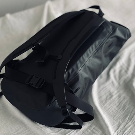 新品 arcteryx 2023 alpha sl 30 backpack black