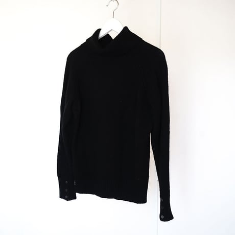 BURBERRY London cashmere wool turtleneck