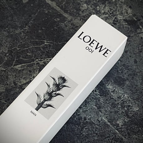 新品 loewe "001" MAN”