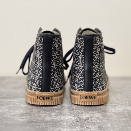 loewe anagram sneakers 41
