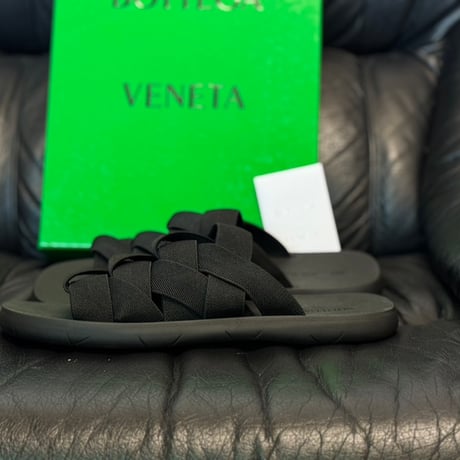 新品 bottega veneta Intrecciato sandals black 41