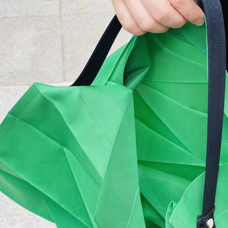 新品 isseymiyake × ittala pleats bag green