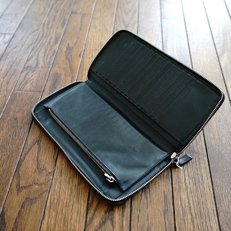 prada saffiano leather wallet