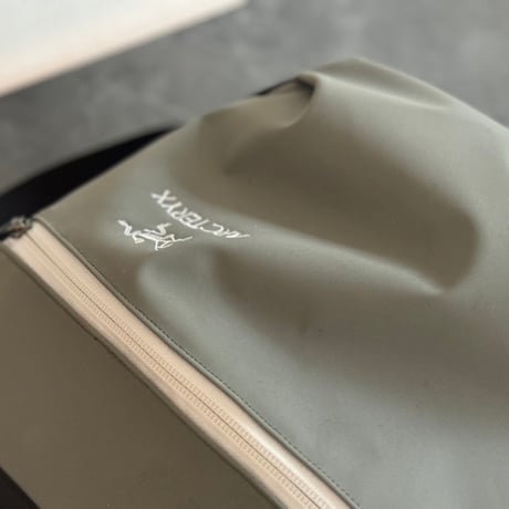 arcteryx shoulder bag limited model