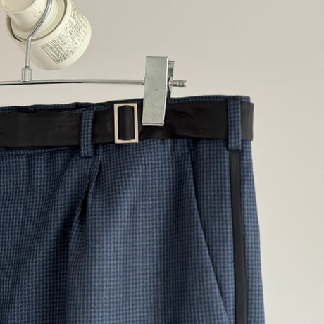 prada side line trousers 50