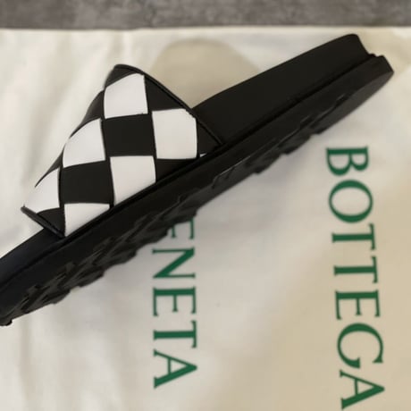 新品 bottega veneta 2021ss Intrecciato  leather sandals